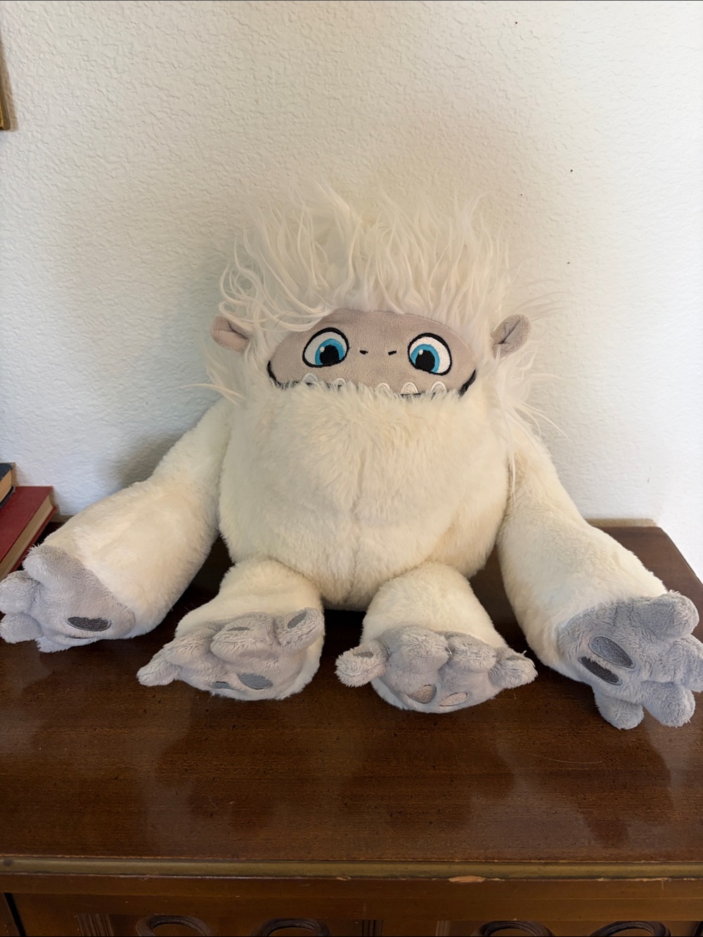 Dreamworks Abominable Plush White Yeti Stuffed Animal